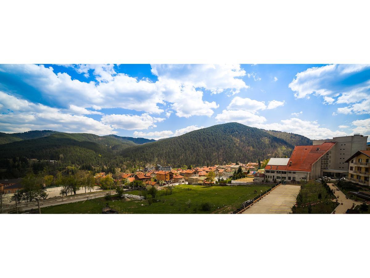 Park Hotel And Spa Vella Hills Welingrad Zewnętrze zdjęcie